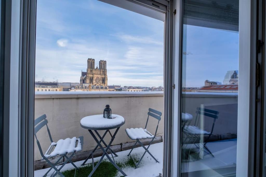 Ferienwohnung Le Clovis - Cathedrale Reims Exterior foto